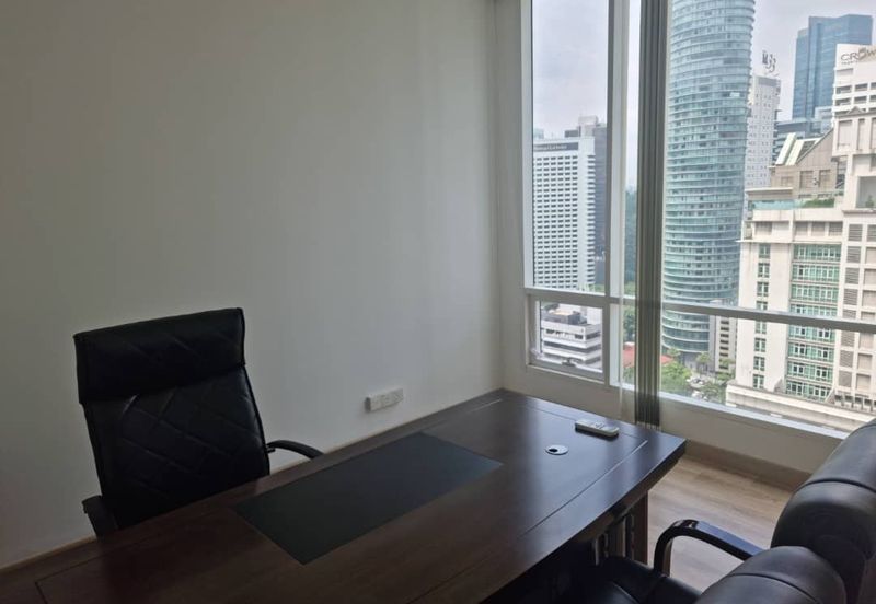 3.234.Office Lots at Soho Suites KLCC KL fully furnished for sale