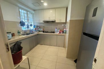 2.240 Furnished Seputeh Permai Condo Near to Mid Valley For Rent 