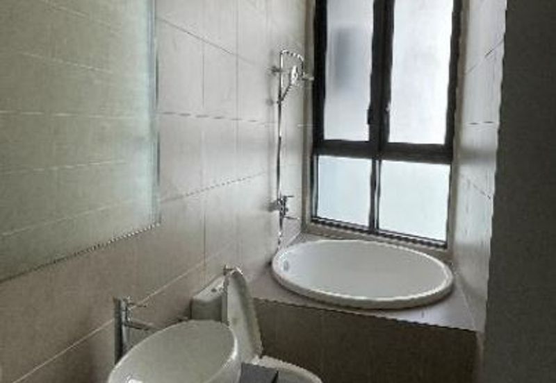 3.242 KL Gateway Premium Residence For Sale