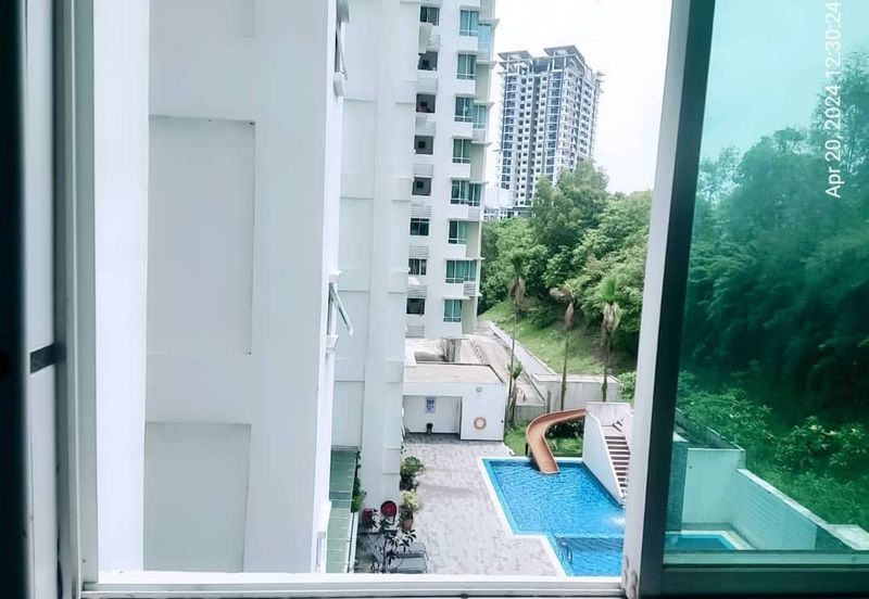 3.248 D'Zone Condo @ Penang Island For Sale