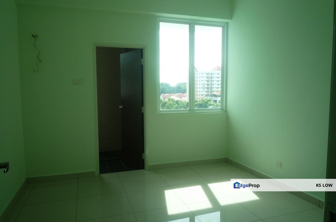 3.248 D'Zone Condo @ Penang Island For Sale, Penang, Bayan Lepas