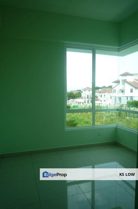 3.248 D'Zone Condo @ Penang Island For Sale, Penang, Bayan Lepas
