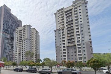 3.253 High Floor Condo @ Melaka Raya For Sale
