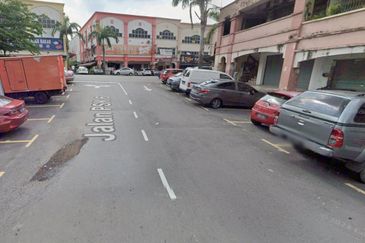 Pusat Perdagangan Seri Kembangan