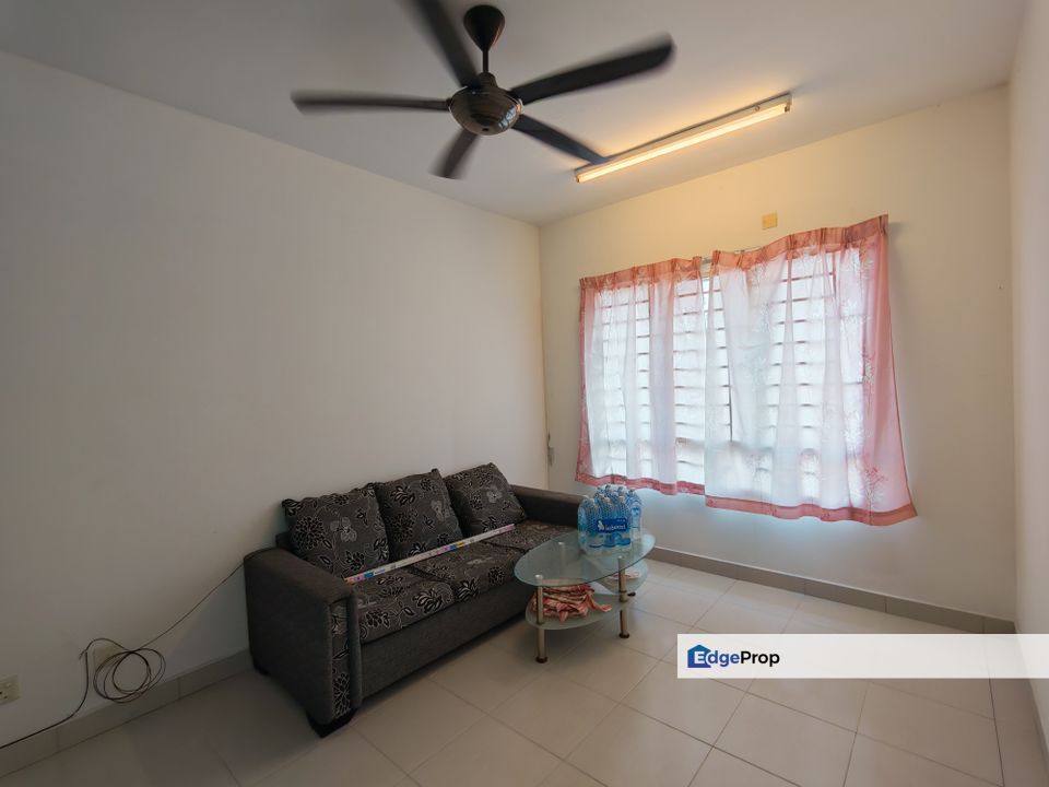 Affordable 3R2B Apartment @ Setia Alam! 2 Carparks, Selangor, Balakong