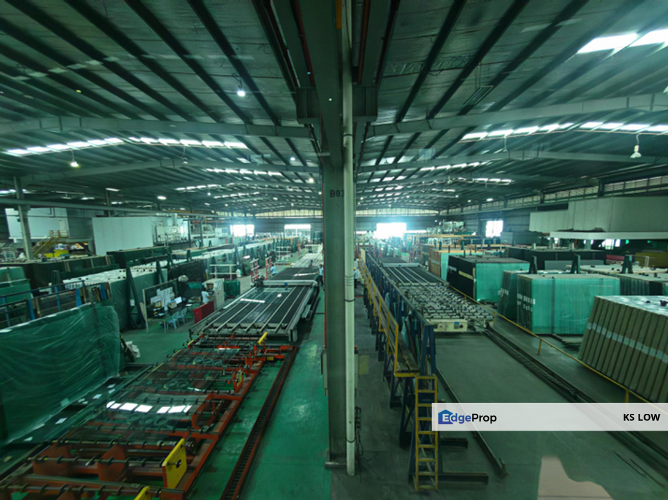 FREEHOLD FACTORY PUCHONG | LARGE LAND 3.3 ACRES | HIGH POWER 2000 AMPS, Selangor, Puchong