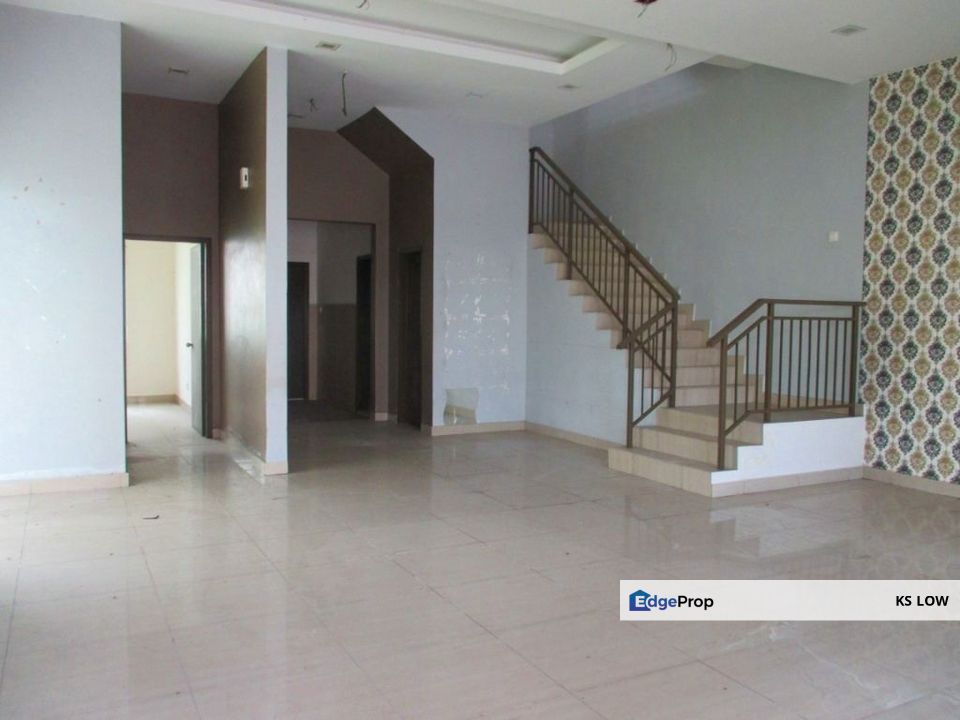 3-Storey Semi-Detached @ Taman Regensi Rawang, Selangor, Rawang