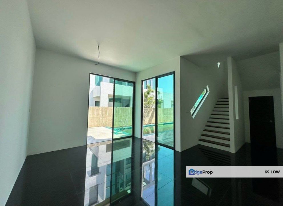 Luxury 3 Storey Detached @ The Tenery Residences | Private Pool | Near Gala City, Sarawak, Kuching