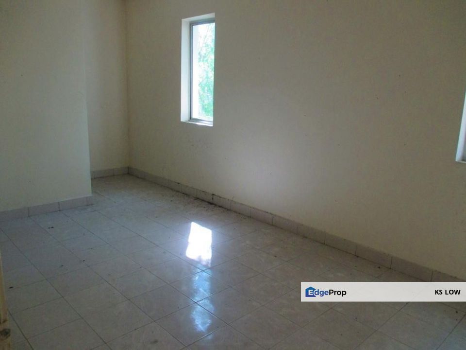 2-Storey Semi-D @ Taman Bukit Serdang, Seri Kembangan – Freehold Landed, Selangor, Seri Kembangan