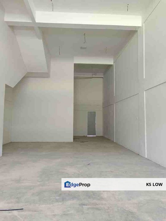 3-STOREY INTERMEDIATE SHOPOFFICE FOR SALE – PUSAT KLEDANG BESTARI, IPOH (PERAK), Perak, Ipoh