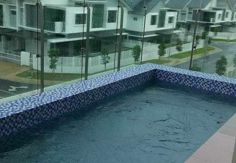 Corner Aster Grove Denai Alam