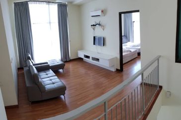 Corner Aster Grove Denai Alam