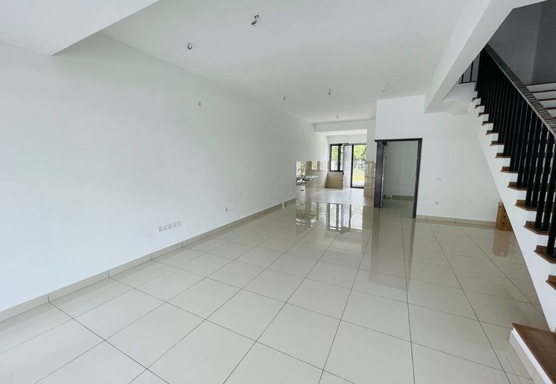 Elmina Green One @ City of Elmina