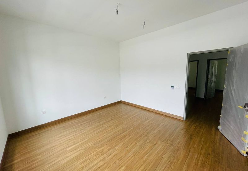 Elmina Green One @ City of Elmina