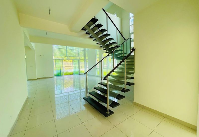 Bungalow Astellia Denai Alam Elmina