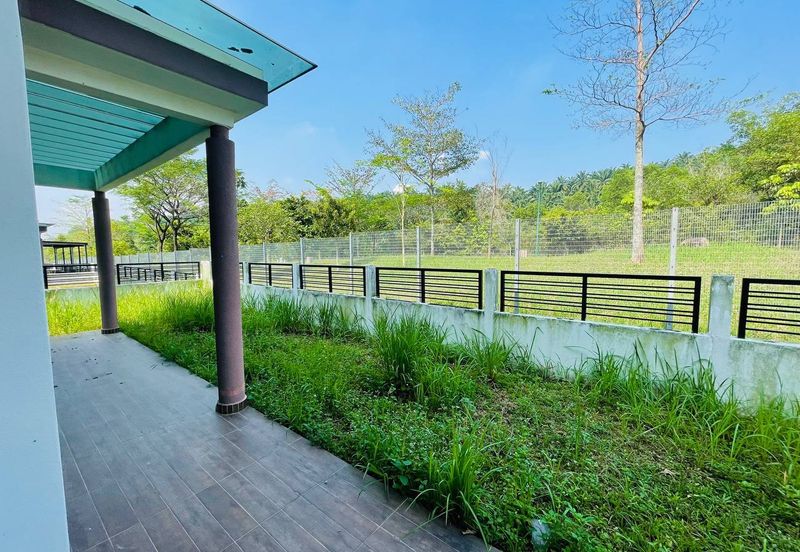 Bungalow Astellia Denai Alam Elmina