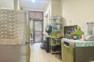 Superlink House End Lot Ixora