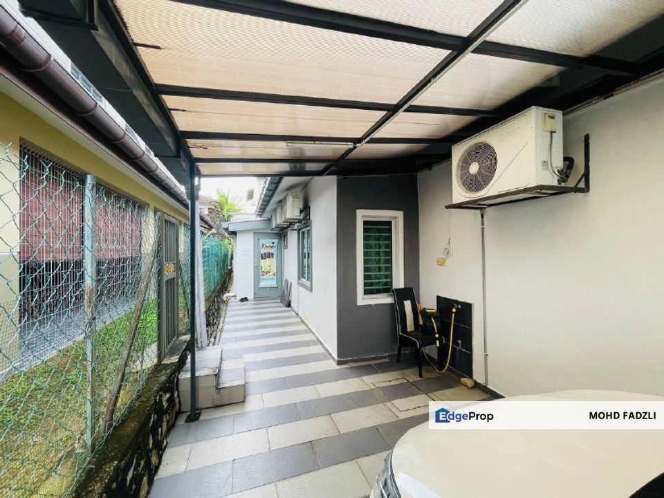 Subang Permai Seksyen U9 Shah Alam Bungalow For Sale  Single Storey , Selangor, Subang
