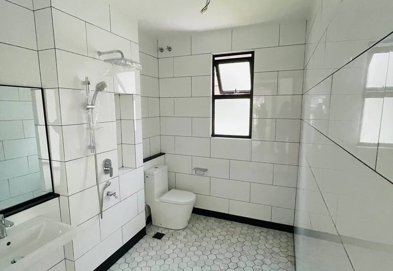 Hevea Elmina Gardens