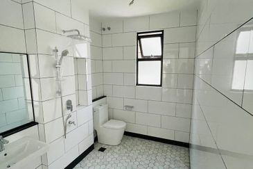 Hevea Elmina Gardens