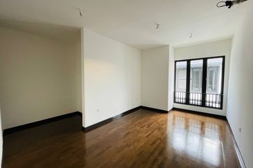 Hevea Elmina Gardens