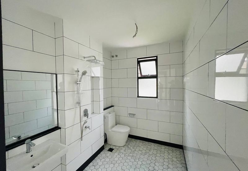 Hevea Elmina Gardens