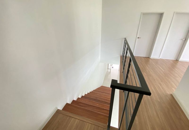 Lily End Lot Cahaya Alam U12 Shah Alam