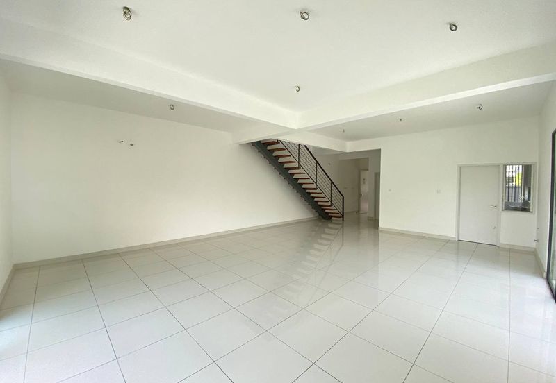 Lily End Lot Cahaya Alam U12 Shah Alam