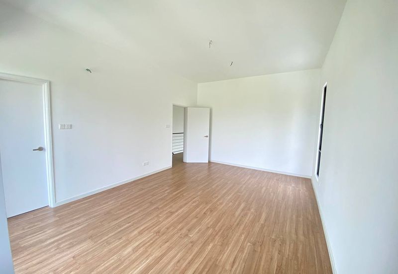 Lily End Lot Cahaya Alam U12 Shah Alam