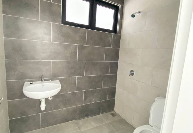 Lily End Lot Cahaya Alam U12 Shah Alam