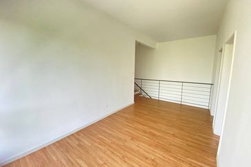 Lily End Lot Cahaya Alam U12 Shah Alam