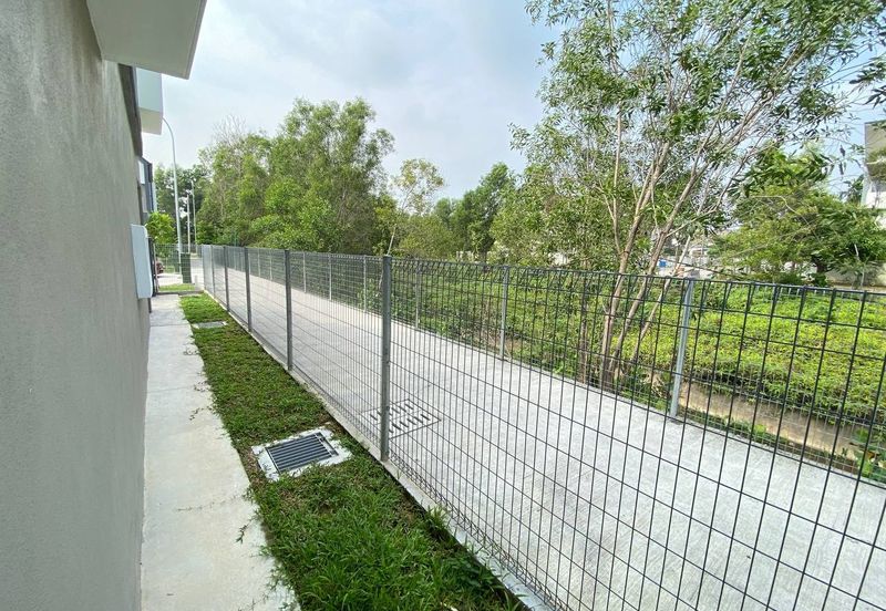 Lily End Lot Cahaya Alam U12 Shah Alam