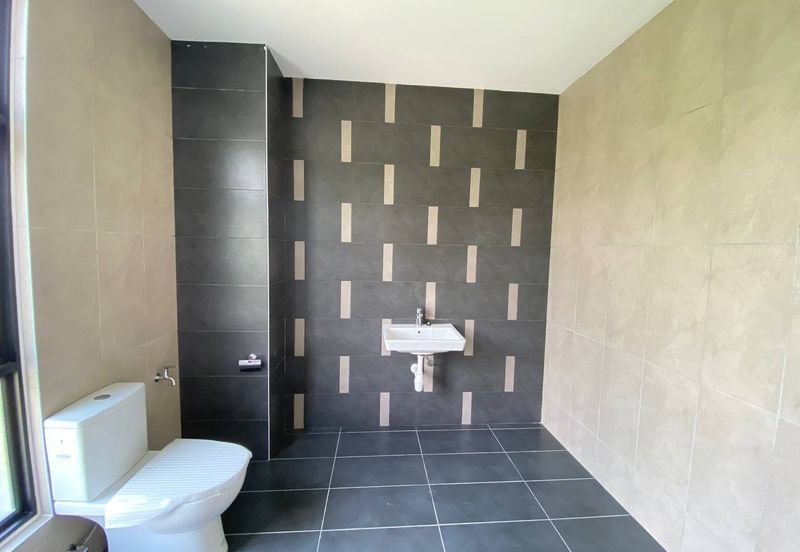 Lily End Lot Cahaya Alam U12 Shah Alam