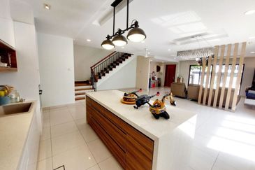 Saffron Hills @ Denai Alam