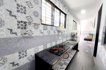 Saffron Hills @ Denai Alam