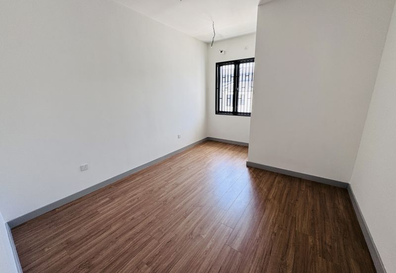 Elmina Green 7 @ City of Elmina