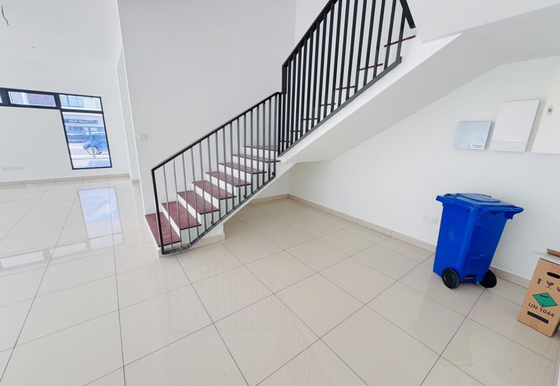 Elmina Green The Eighth @ City of Elmina