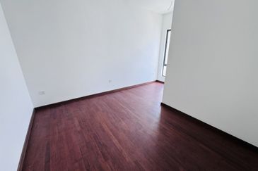 Elmina Green The Eighth @ City of Elmina