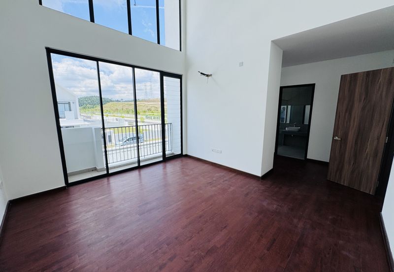 Elmina Green The Eighth @ City of Elmina