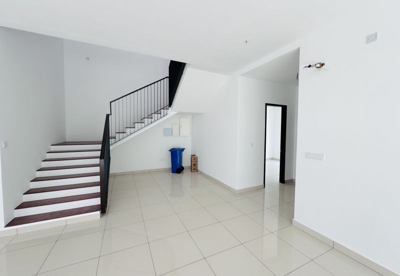 Elmina Green The Eighth @ City of Elmina