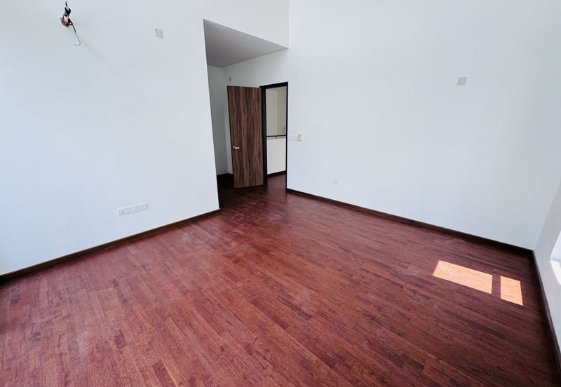 Elmina Green The Eighth @ City of Elmina