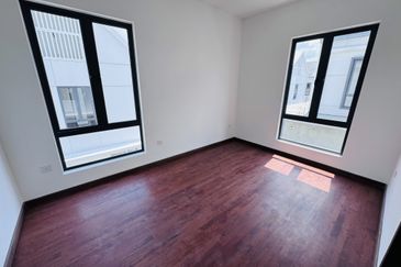 Elmina Green The Eighth @ City of Elmina