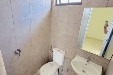 Elmina Green The Eighth @ City of Elmina