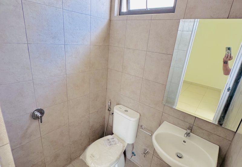 Elmina Green The Eighth @ City of Elmina