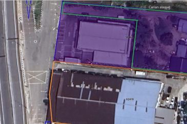 Next to Toyota Showroom Kampung Sungai Penchala