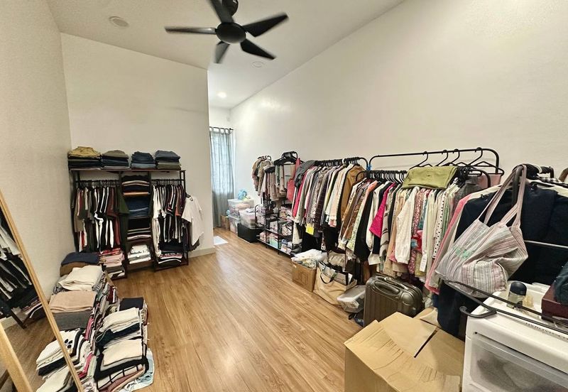 Elmina Green Three @ City of Elmina