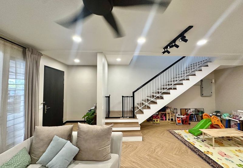 Elmina Green Three @ City of Elmina