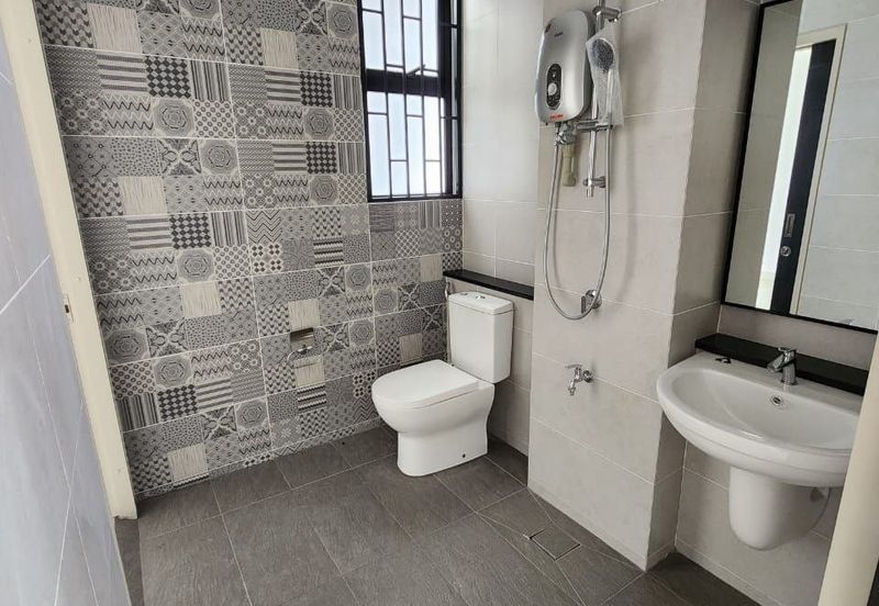 Elmina Green Three @ City of Elmina