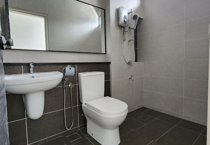 Elmina Green Three @ City of Elmina