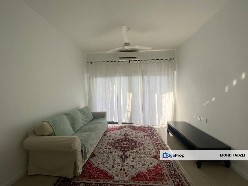 Facing Radia Suria Residence Bukit Jelutong, Selangor, Bukit Jelutong